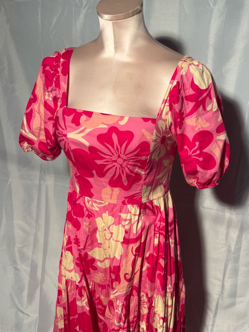 Crystal Sky Women's Pink Floral Puff-Sleeve Midi Dress